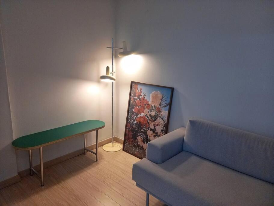 Hongdae Cozy&lovely House 2rooms * Seoul